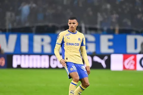 مارسيليا يفسد محاولات نابولي لضم جرينوود بشرط صادم